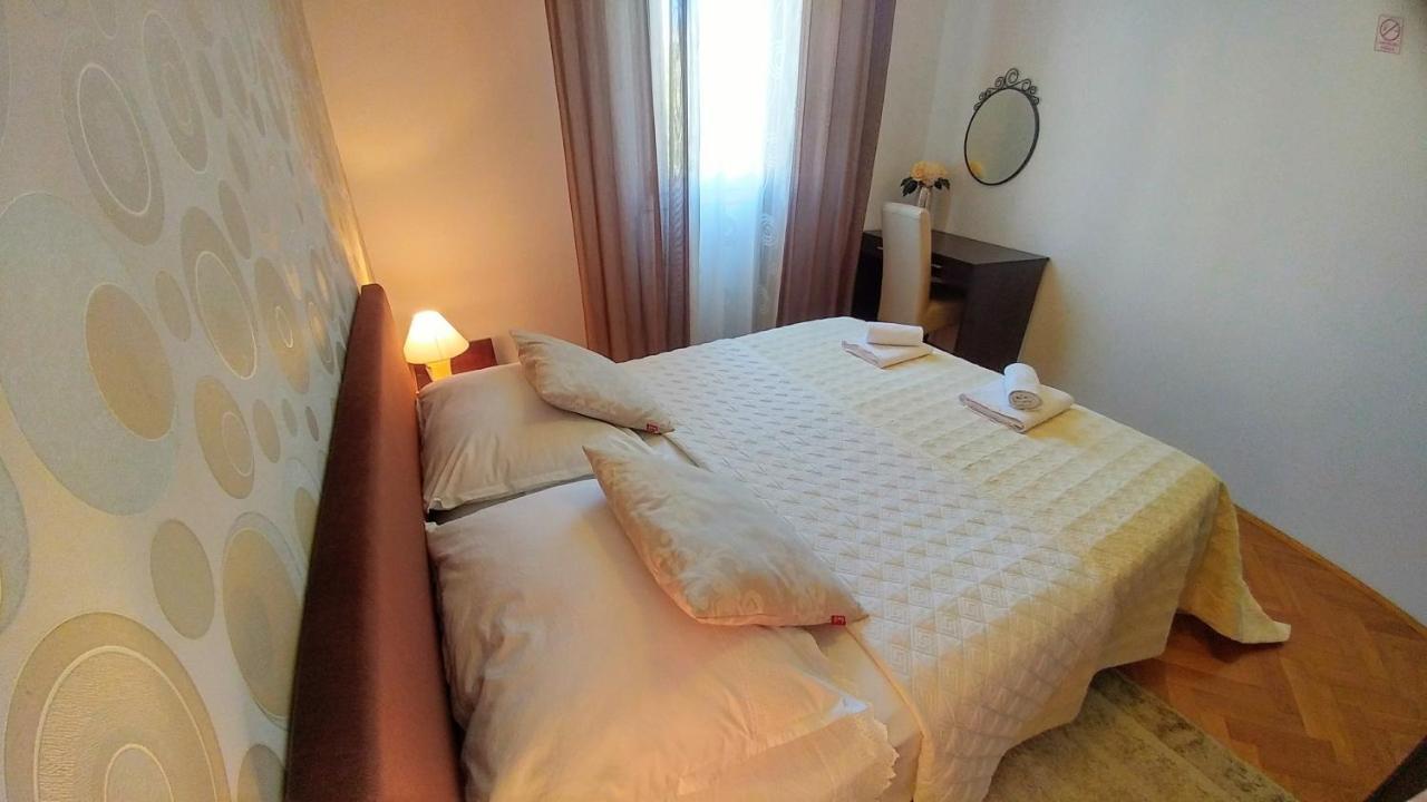 Deluxe Sea View Apartment