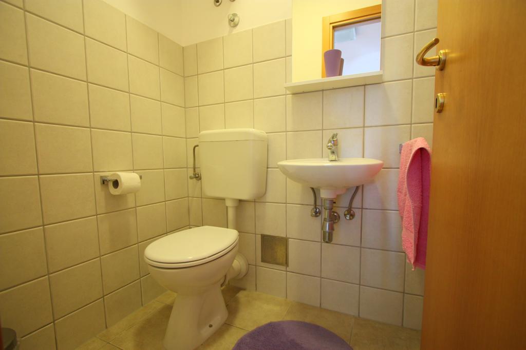 Deluxe Sea View Apartment *