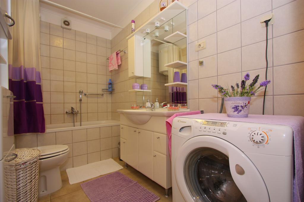 Deluxe Sea View Apartment *